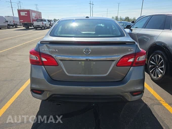 2019 Nissan Sentra SR – miniatura 5
