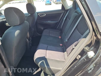 2019 Nissan Sentra SV – miniatura 13