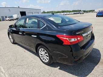 2019 Nissan Sentra SV – miniatura 6