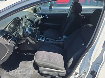2019 Nissan Sentra SV – miniatura 8