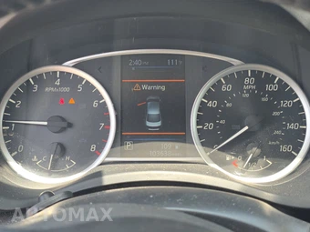 2019 Nissan Sentra SV – miniatura 12