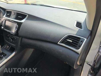 2019 Nissan Sentra SV – miniatura 19
