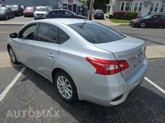 2019 Nissan Sentra SV – miniatura 2