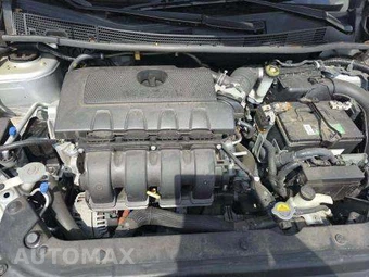 2019 Nissan Sentra SV – miniatura 21