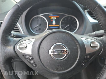 2019 Nissan Sentra SV - miniatura 10
