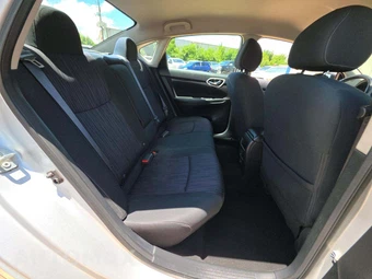 2019 Nissan Sentra SV – miniatura 13