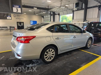2019 Nissan Sentra SV – miniatura 4