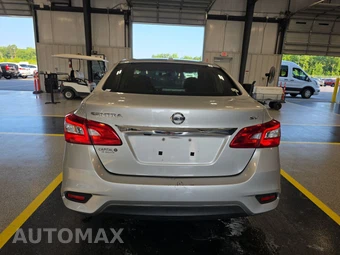 2019 Nissan Sentra SV – miniatura 5