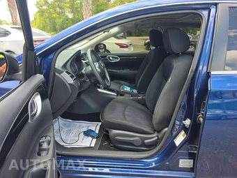 2019 Nissan Sentra SV – miniatura 3
