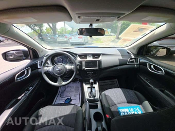 2019 Nissan Sentra SV – miniatura 7