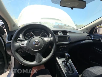 2019 Nissan Sentra SV – miniatura 11