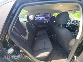2019 Nissan Sentra SV – miniatura 16