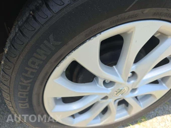 2019 Nissan Sentra SV – miniatura 31