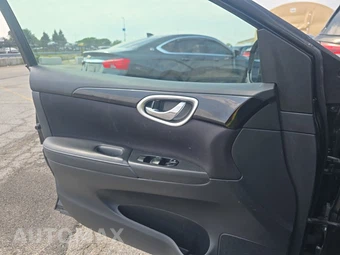 2019 Nissan Sentra SV – miniatura 9