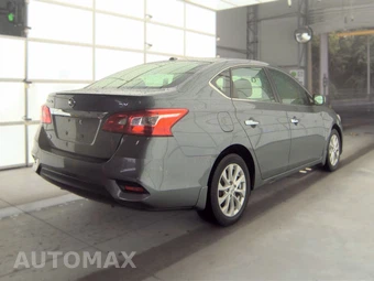 2019 Nissan Sentra SV – miniatura 4
