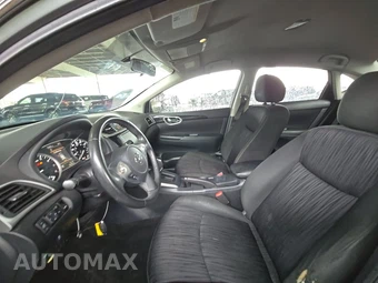 2019 Nissan Sentra SV – miniatura 7