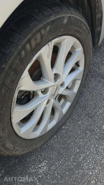 2019 Nissan Sentra SV – miniatura 26