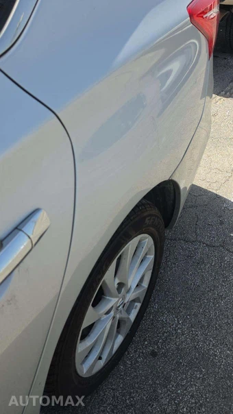 2019 Nissan Sentra SV – miniatura 29