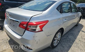 2019 Nissan Sentra SV - miniatura 3