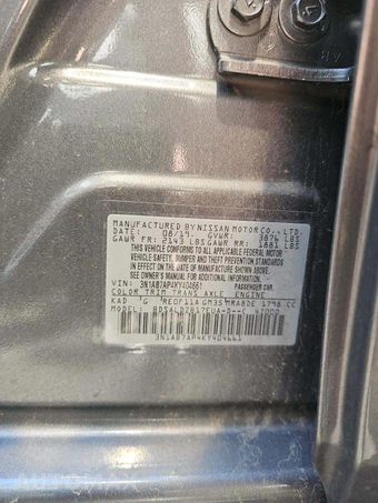 2019 Nissan Sentra SV – miniatura 5