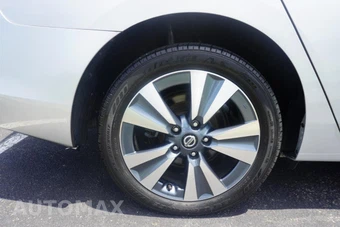 2019 Nissan Sentra SV - miniatura 38