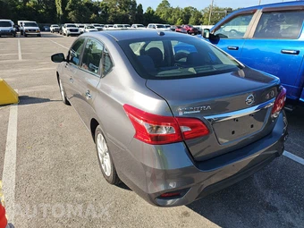 2019 Nissan Sentra SV - miniatura 6