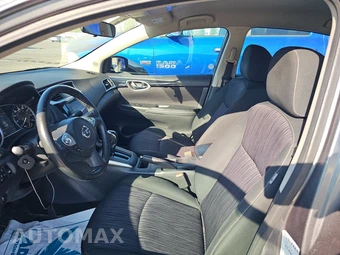 2019 Nissan Sentra SV - miniatura 7