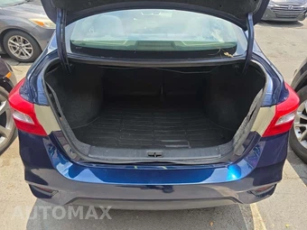 2019 Nissan Sentra SV – miniatura 14