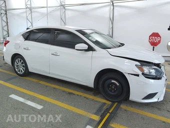 2019 Nissan Sentra SV – miniatura 3