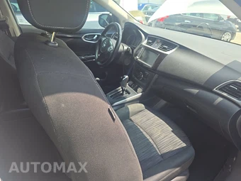 2019 Nissan Sentra SV – miniatura 8
