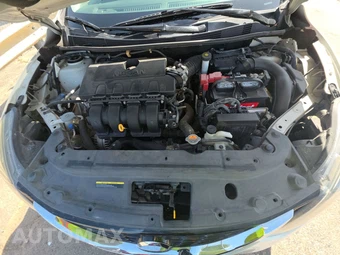 2019 Nissan Sentra SV – miniatura 15