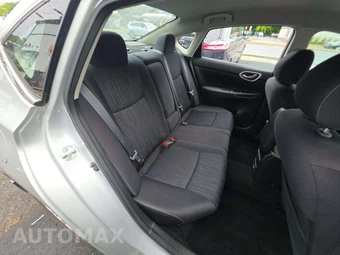 2019 Nissan Sentra SV – miniatura 16