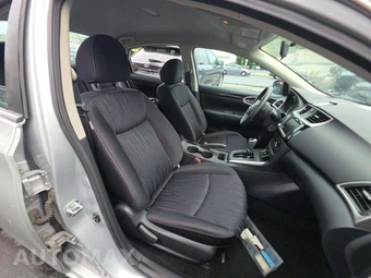 2019 Nissan Sentra SV – miniatura 18