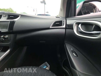 2019 Nissan Sentra SV – miniatura 19