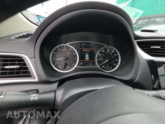 2019 Nissan Sentra SV – miniatura 9