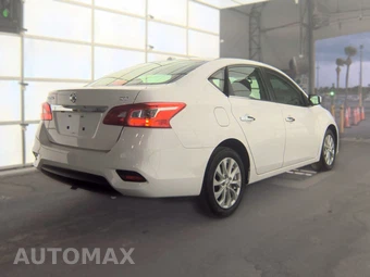 2019 Nissan Sentra SV – miniatura 4
