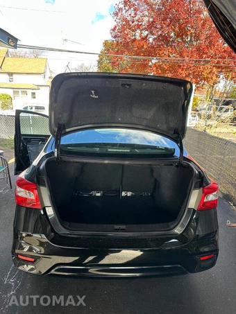 2019 Nissan Sentra SV - miniatura 5