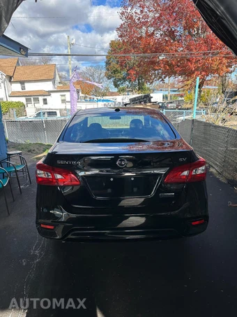 2019 Nissan Sentra SV - miniatura 9
