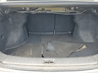 2019 Nissan Sentra SV – miniatura 16