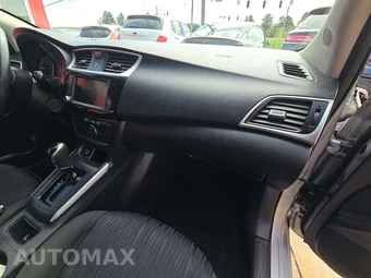 2019 Nissan Sentra SV – miniatura 16