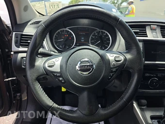 2019 Nissan Sentra SV - miniatura 10