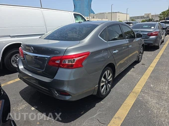 2019 Nissan Sentra SV - miniatura 4