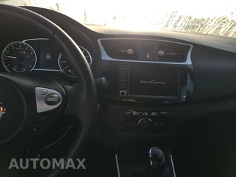 2019 Nissan Sentra SV – miniatura 11