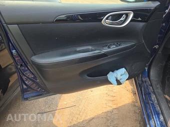 2019 Nissan Sentra SV – miniatura 9
