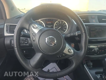 2019 Nissan Sentra SV – miniatura 10