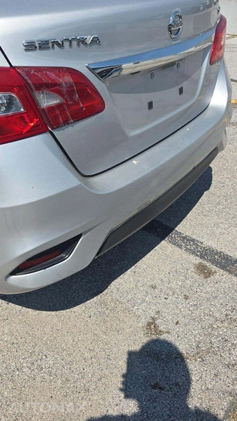 2019 Nissan Sentra SV – miniatura 29