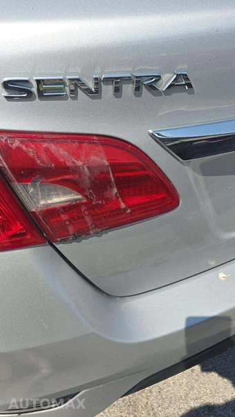 2019 Nissan Sentra SV – miniatura 30