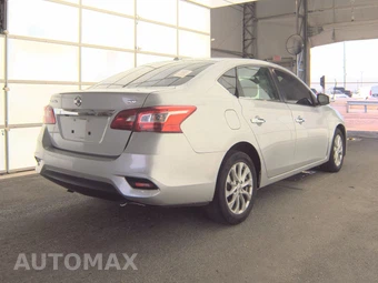 2019 Nissan Sentra SV – miniatura 4