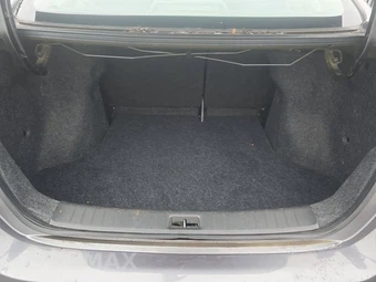 2019 Nissan Sentra SV – miniatura 16