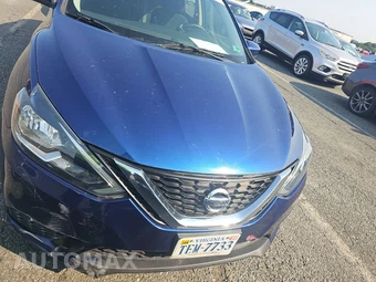 2019 Nissan Sentra SV - miniatura 2